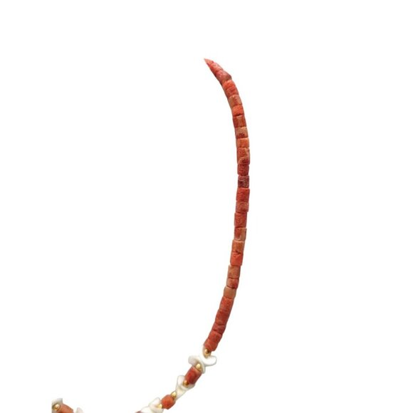 Vintage Red Coral White MOP Shell Beaded Necklace With Metal Clasp - Picture 4 of 6
